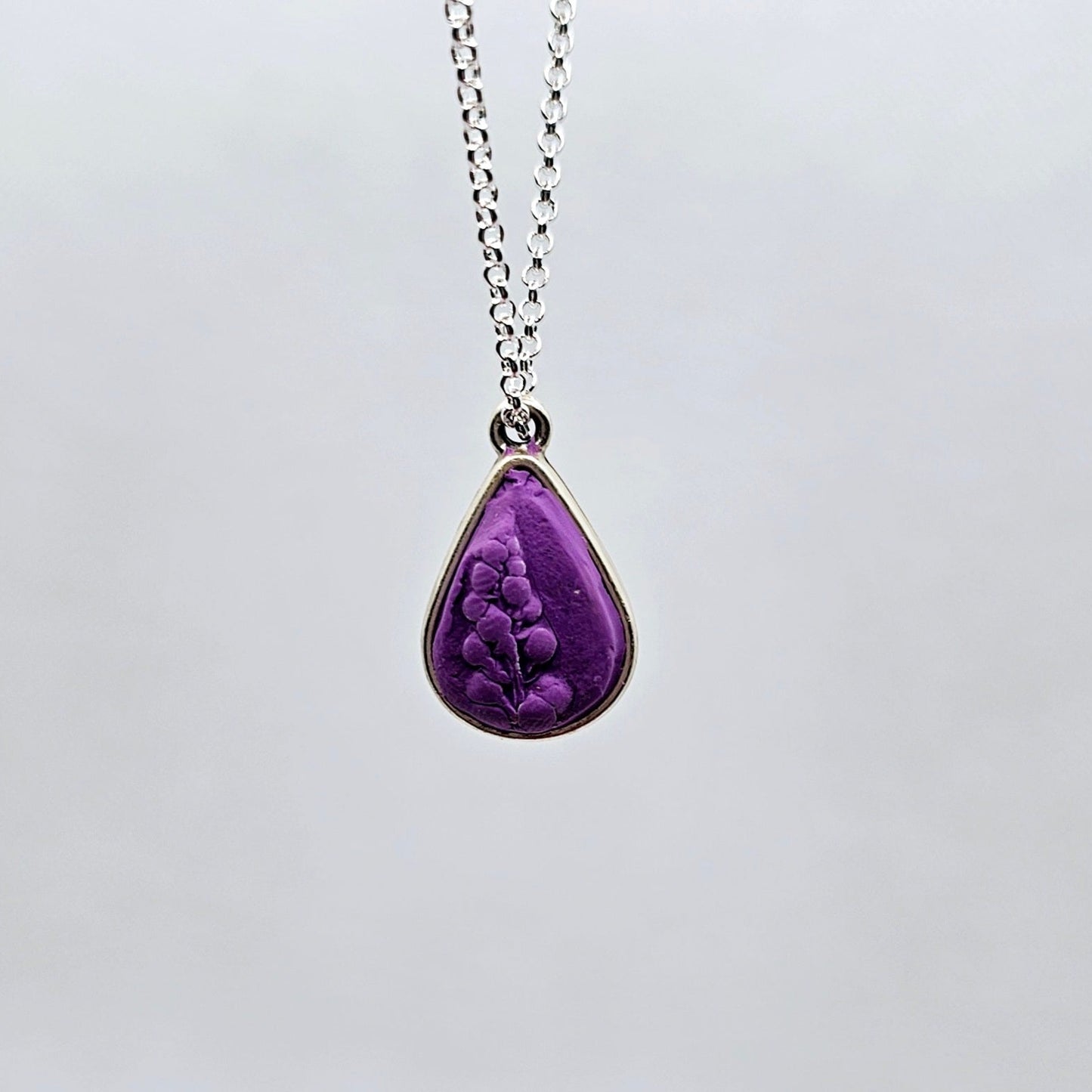 Teardrop Botanical Necklace