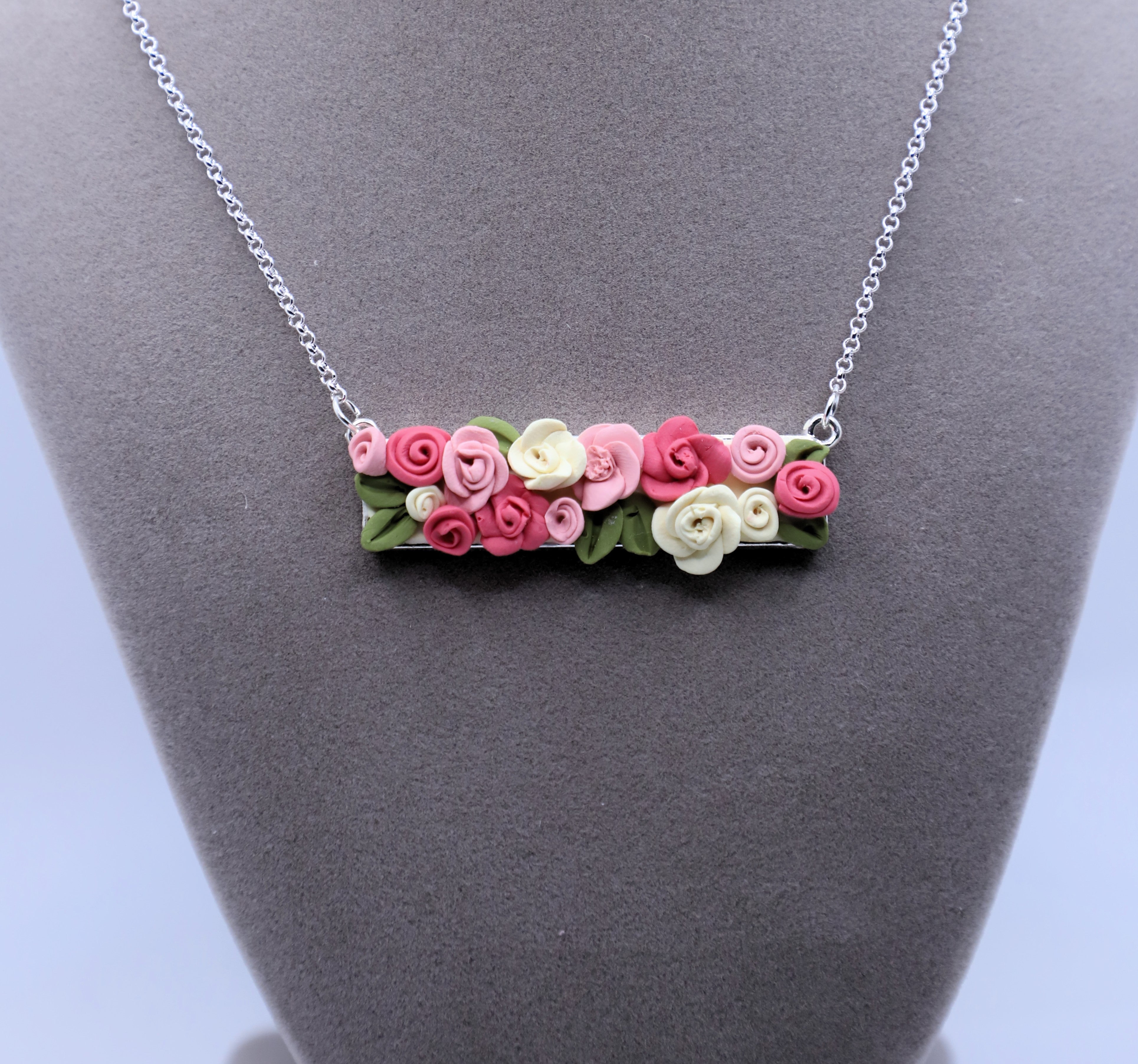 NECKLACES – Irene & Xenia