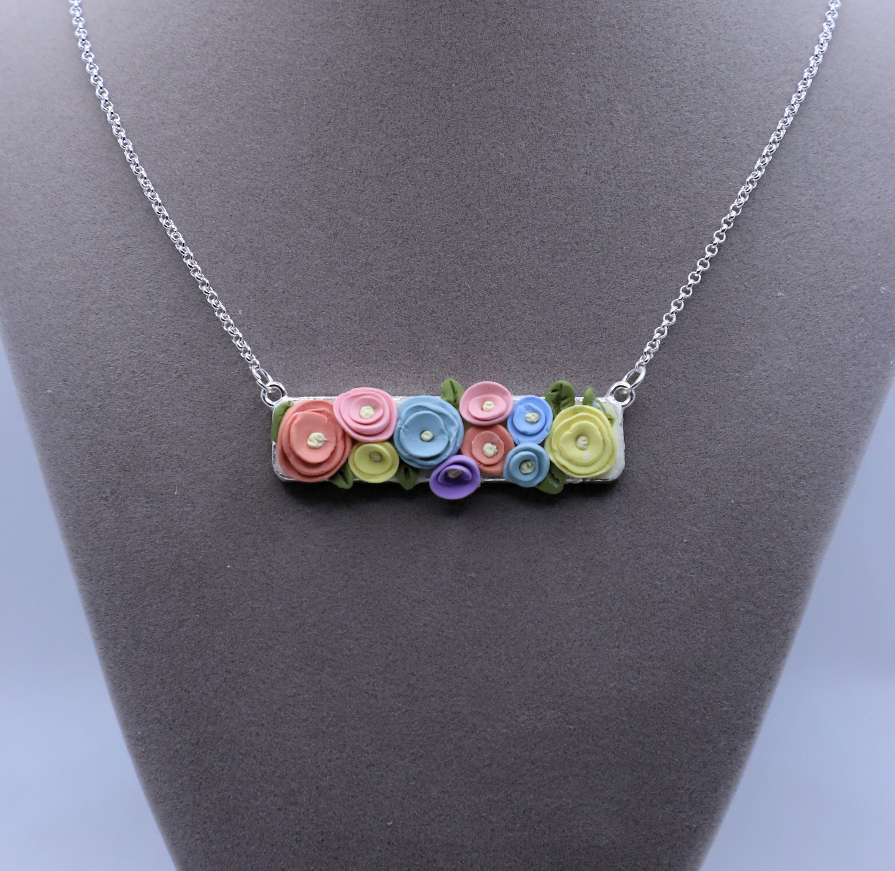 NECKLACES – Irene & Xenia